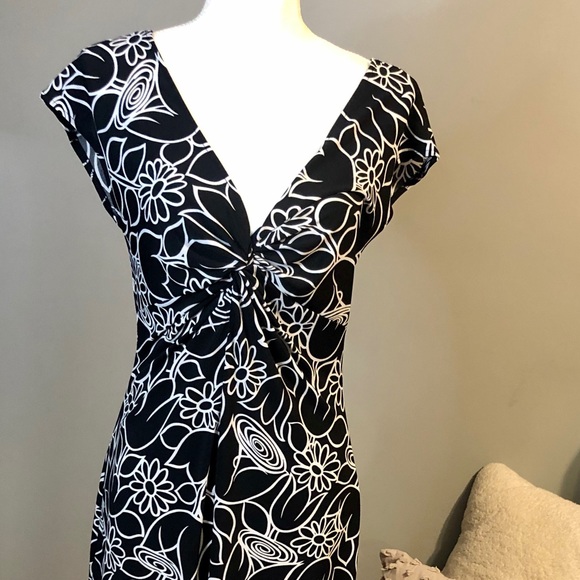 London Style - Fitted Dress - B & W - Size 12 - Picture 4 of 6